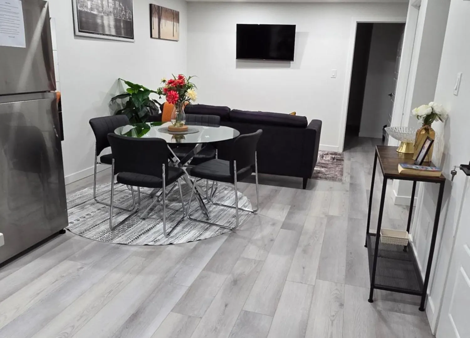 Pensión Elegant & Cozy 2 Bdrm Basement Suite Near Wem Edmonton